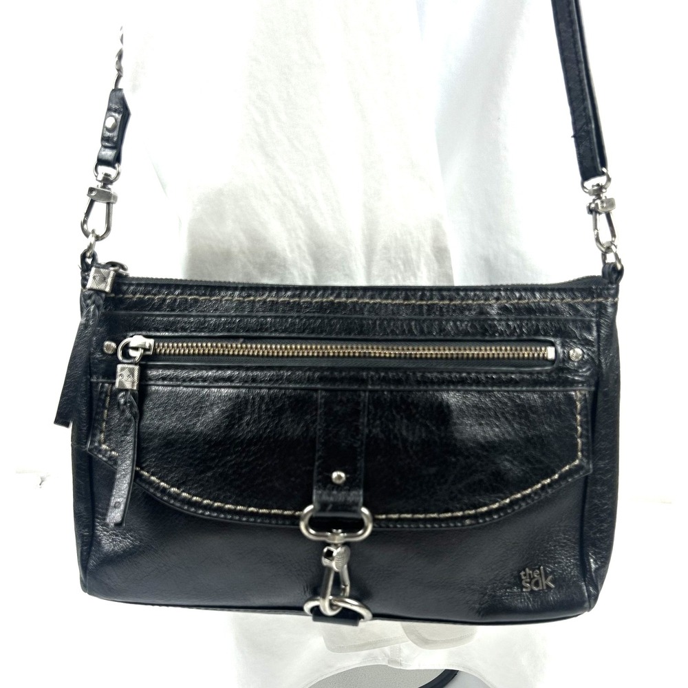 The Sak Ventura Black Leather Shoulder Bag Convertible Crossbody Chain Strap...